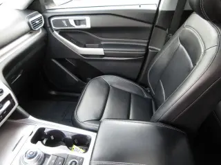 Ford Explorer 2023 AWD XLT 4dr SUV