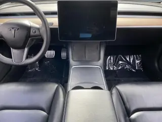 Tesla Model 3 2022 AWD Performance 4dr Sedan