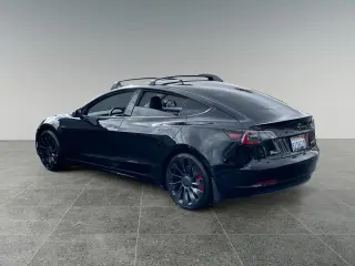 Tesla Model 3 2022 AWD Performance 4dr Sedan