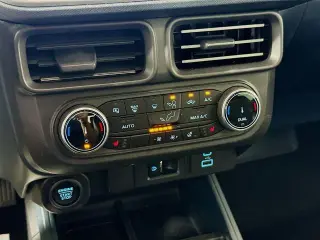 Ford Maverick 2023 AWD Lariat 4dr SuperCrew 4.5 ft. SB