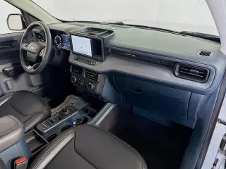 Ford Maverick 2023 AWD Lariat 4dr SuperCrew 4.5 ft. SB