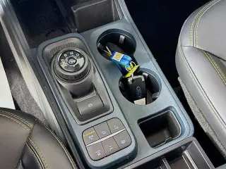 Ford Maverick 2023 AWD Lariat 4dr SuperCrew 4.5 ft. SB