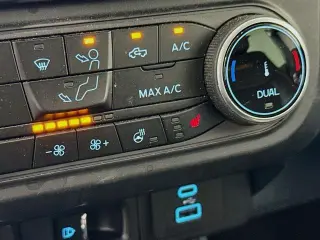 Ford Maverick 2023 AWD Lariat 4dr SuperCrew 4.5 ft. SB