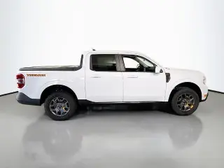 Ford Maverick 2023 AWD Lariat 4dr SuperCrew 4.5 ft. SB