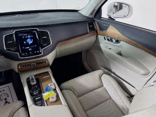 Volvo XC90 2017 AWD T8 eAWD Inscription 4dr SUV