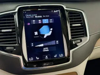 Volvo XC90 2017 AWD T8 eAWD Inscription 4dr SUV