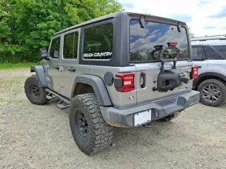 Jeep Wrangler Unlimited 2018 4x4 Sport 4dr SUV (midyear release)