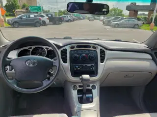 Toyota Highlander 2006 AWD Sport 4dr SUV w/3rd Row