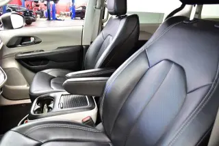 Chrysler Pacifica 2023 Touring L 4dr Mini-Van