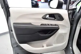 Chrysler Pacifica 2023 Touring L 4dr Mini-Van