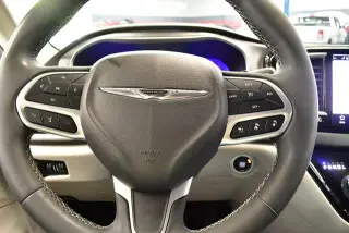 Chrysler Pacifica 2023 Touring L 4dr Mini-Van