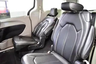 Chrysler Pacifica 2023 Touring L 4dr Mini-Van