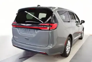 Chrysler Pacifica 2023 Touring L 4dr Mini-Van