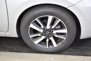 Nissan Versa 2025 SV 4dr Sedan