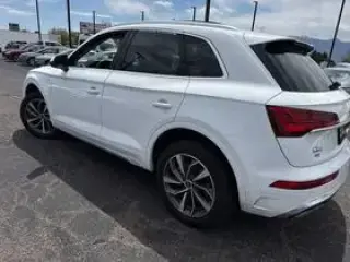 Audi Q5 2023 AWD quattro S line Premium Plus 45 TFSI 4dr SUV