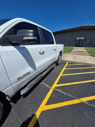 Ram 1500 2022 4x4 Big Horn 4dr Crew Cab 5.6 ft. SB Pickup