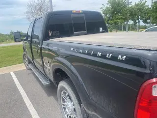 Ford F-250 Super Duty 2016 4x4 Platinum 4dr Crew Cab 8 ft. LB Pickup