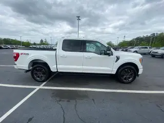 Ford F-150 2023 4x4 Lariat 4dr SuperCrew 5.5 ft. SB