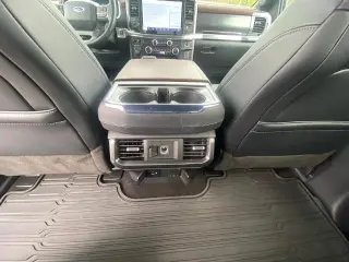 Ford F-150 2023 4x4 Lariat 4dr SuperCrew 5.5 ft. SB