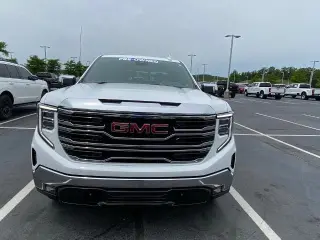 GMC Sierra 1500 2022 4x4 SLT 4dr Crew Cab 6.6 ft. SB