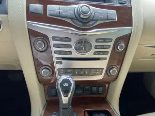 INFINITI QX80 2019 Luxe 4dr SUV