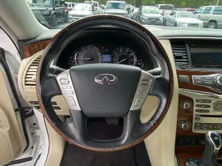 INFINITI QX80 2019 Luxe 4dr SUV