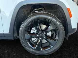 Jeep Grand Cherokee L 2025 4x4 Limited 4dr SUV