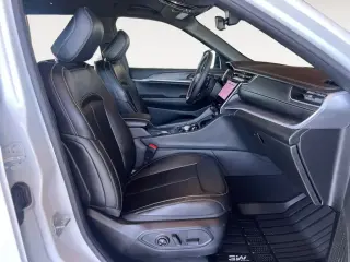 Jeep Grand Cherokee L 2025 4x4 Limited 4dr SUV