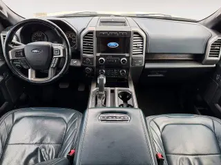 Ford F-150 2018 4x4 Limited 4dr SuperCrew 5.5 ft. SB