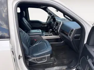 Ford F-150 2018 4x4 Limited 4dr SuperCrew 5.5 ft. SB
