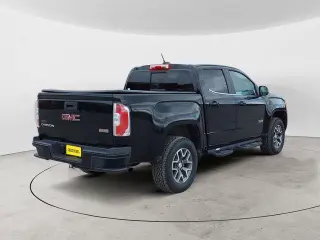GMC Canyon 2017 4x4 SLE 4dr Crew Cab 5 ft. SB