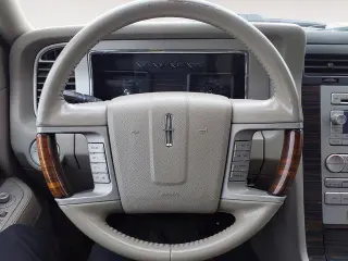 Lincoln Navigator 2009 4x4 4dr SUV