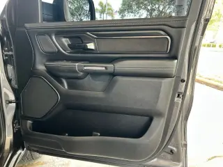Ram 1500 2023 4x2 Laramie 4dr Crew Cab 5.6 ft. SB Pickup