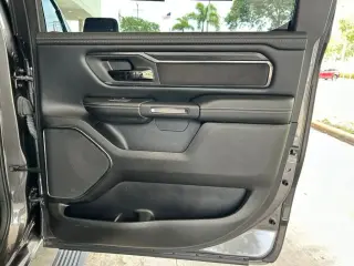 Ram 1500 2023 4x2 Laramie 4dr Crew Cab 5.6 ft. SB Pickup