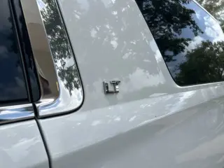Chevrolet Suburban 2019 4x2 LT 4dr SUV