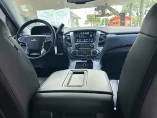 Chevrolet Suburban 2019 4x2 LT 4dr SUV