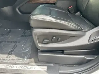Chevrolet Suburban 2019 4x2 LT 4dr SUV