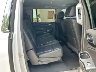 Chevrolet Suburban 2019 4x2 LT 4dr SUV