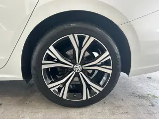 Volkswagen Passat 2022 SE 4dr Sedan