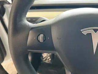Tesla Model 3 2021 Standard Range Plus 4dr Sedan