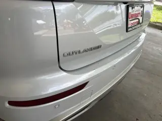 Mitsubishi Outlander 2023 ES 4dr SUV