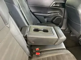 Mitsubishi Outlander 2023 ES 4dr SUV