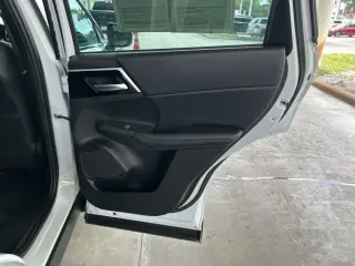 Mitsubishi Outlander 2023 ES 4dr SUV