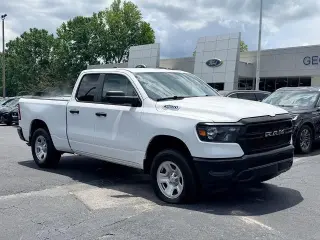 Ram 1500 2023 4x2 Tradesman 4dr Quad Cab 6.4 ft. SB Pickup