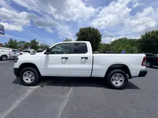 Ram 1500 2023 4x2 Tradesman 4dr Quad Cab 6.4 ft. SB Pickup