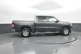 Ram 1500 2019 4x4 Big Horn 4dr Crew Cab 5.6 ft. SB Pickup