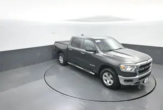 Ram 1500 2019 4x4 Big Horn 4dr Crew Cab 5.6 ft. SB Pickup