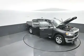 Ram 1500 2019 4x4 Big Horn 4dr Crew Cab 5.6 ft. SB Pickup