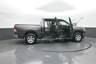 Ram 1500 2019 4x4 Big Horn 4dr Crew Cab 5.6 ft. SB Pickup