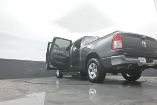 Ram 1500 2019 4x4 Big Horn 4dr Crew Cab 5.6 ft. SB Pickup